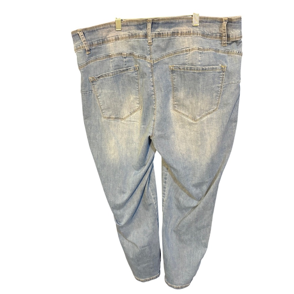 Sandpiper Floral Embroidered Skinny Jeans Light Wash Plus Size 22W Denim Pants - Picture 2 of 5